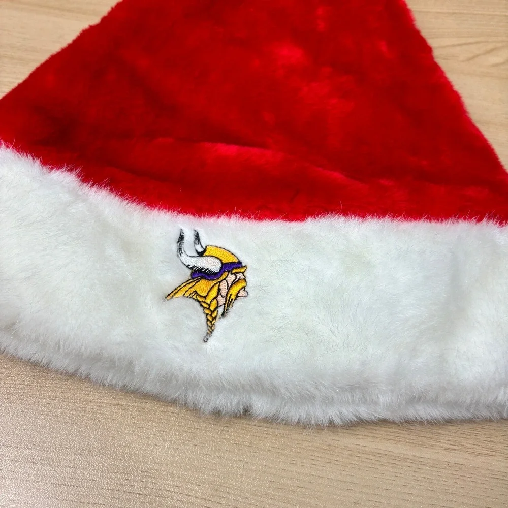Minnesota Vikings Hat Red Christmas Santa NFL Football‎ Winter